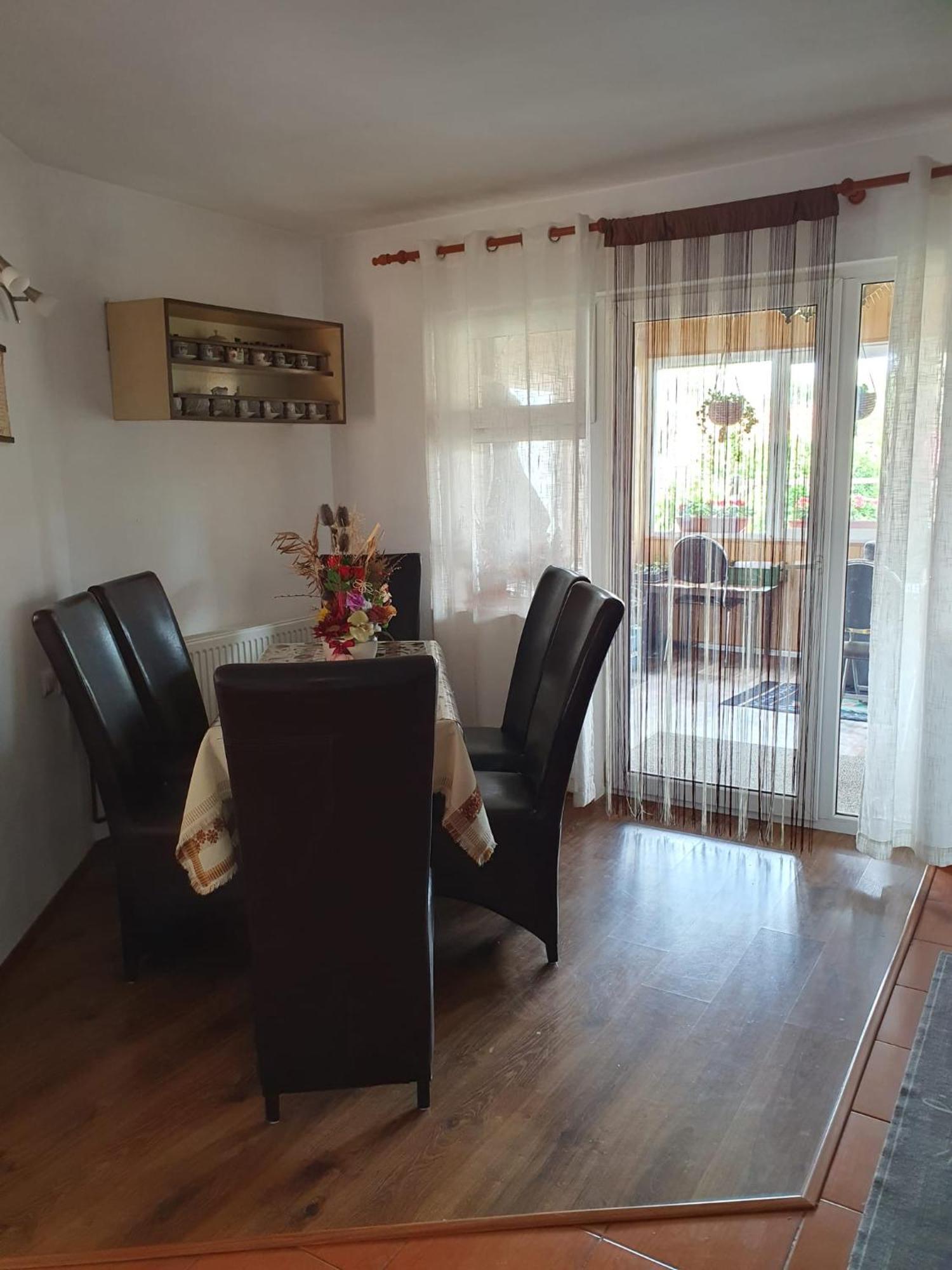 Edelweiss Ilinca Apartment Zarnesti Luaran gambar
