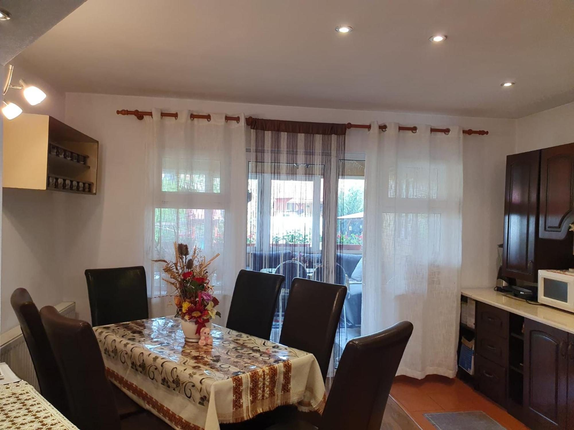 Edelweiss Ilinca Apartment Zarnesti Luaran gambar
